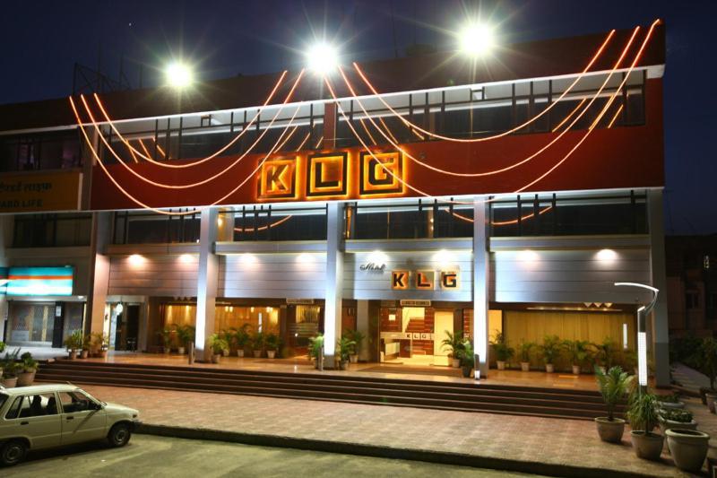 Hotel Klg International Zirakpur Экстерьер фото