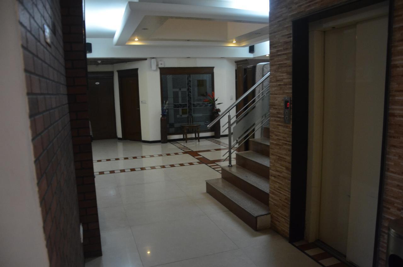 Hotel Klg International Zirakpur Экстерьер фото